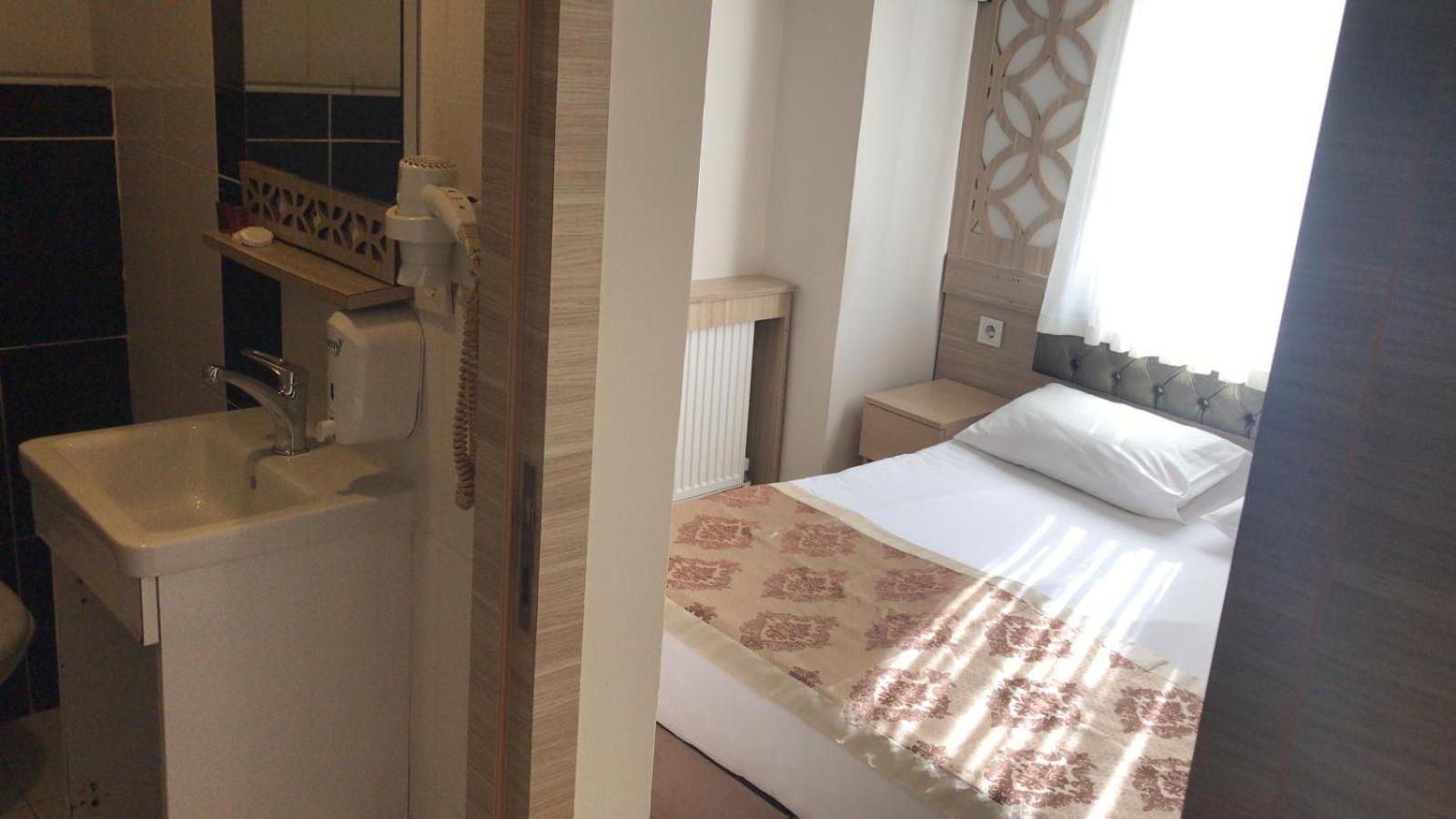 Fors Oda ve Kahvaltı