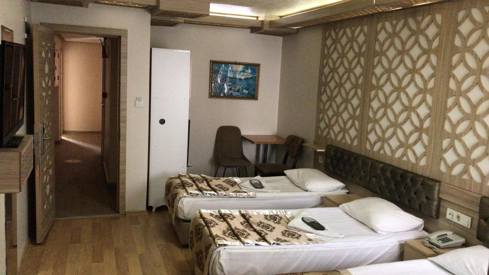 Oda ve Kahvaltı Fors
